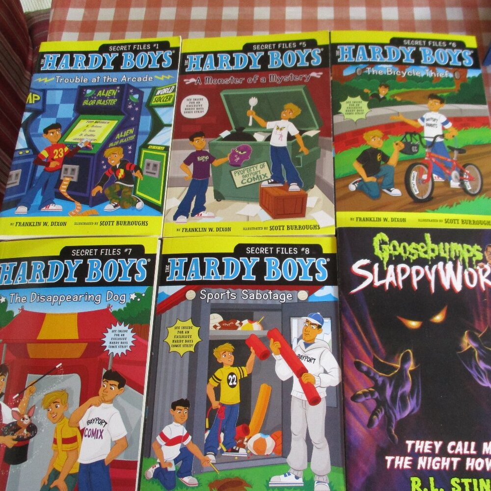 Lot of Five Hardy Boys Paperback Books One Goosebumps Slappyworld Paperback Book